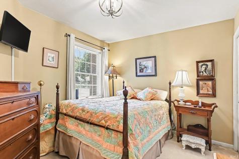 1676 Edgebrooke Court Goshen IN 46528