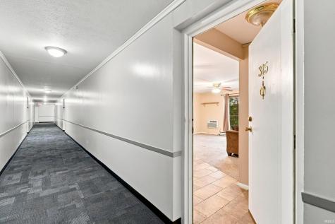 2927 Westbrook Drive Fort Wayne IN 46805