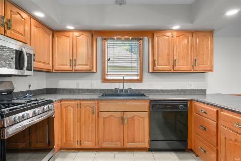 6304 Baychester Drive Fort Wayne IN 46815