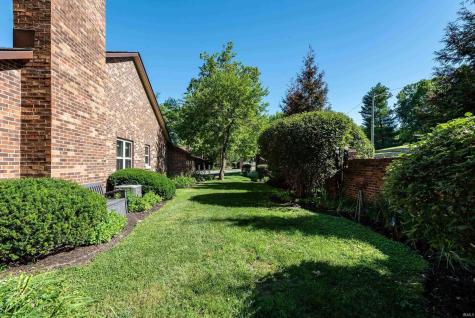 2726 S Mccartney Lane Bloomington IN 47401
