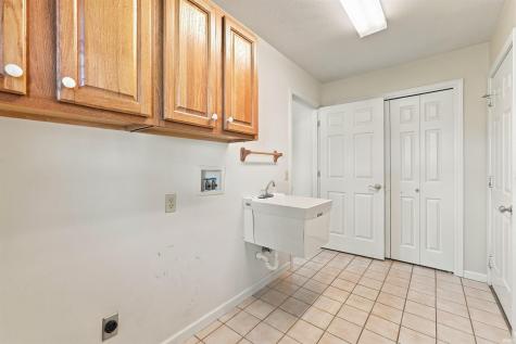 348 Channelview Drive Warsaw IN 46580