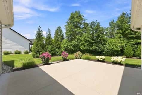 8757 Raceborg Place Fort Wayne IN 46835