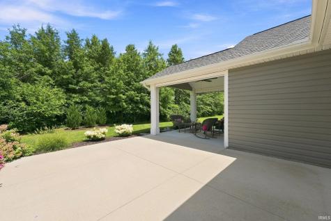 8757 Raceborg Place Fort Wayne IN 46835