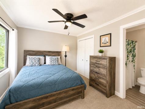 9021 S Pointe Ridge Lane Bloomington IN 47401