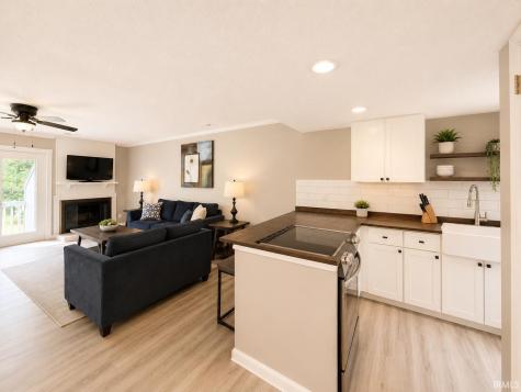 9021 S Pointe Ridge Lane Bloomington IN 47401