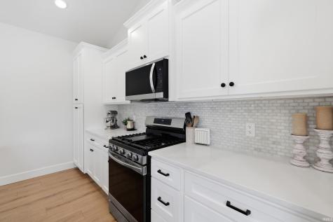 925 Stonehenge Drive Bedford IN 47421