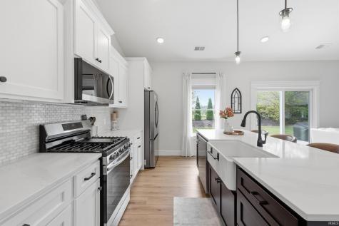 925 Stonehenge Drive Bedford IN 47421