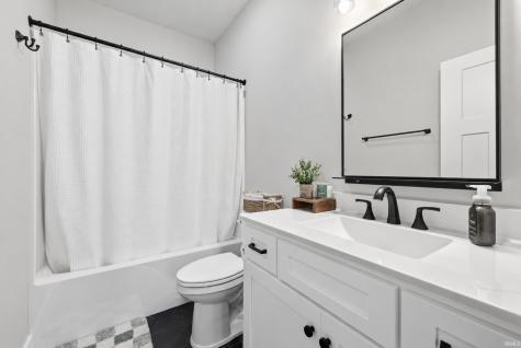 925 Stonehenge Drive Bedford IN 47421