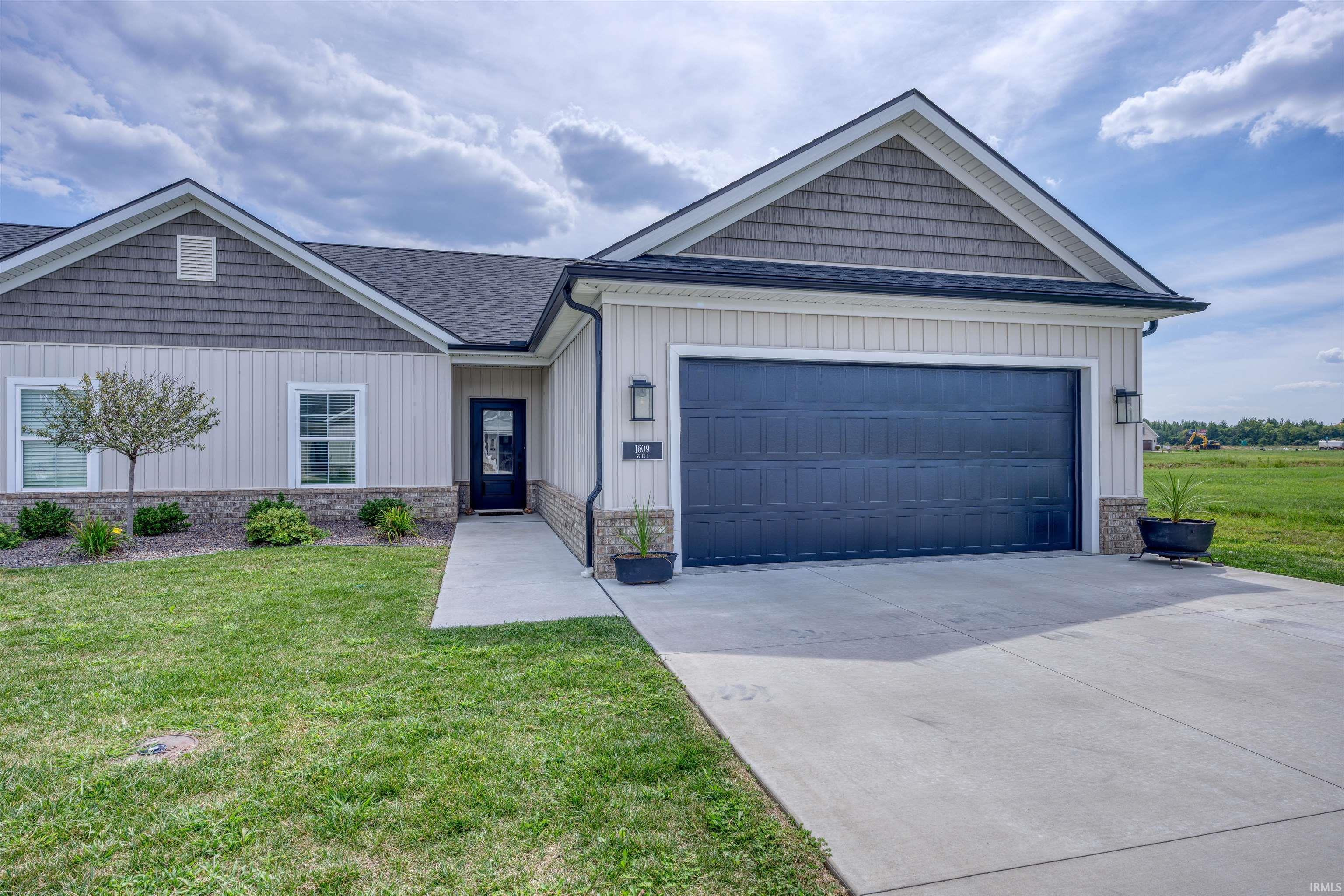 Evansville IN, 1609 Theo Drive, Unit 1