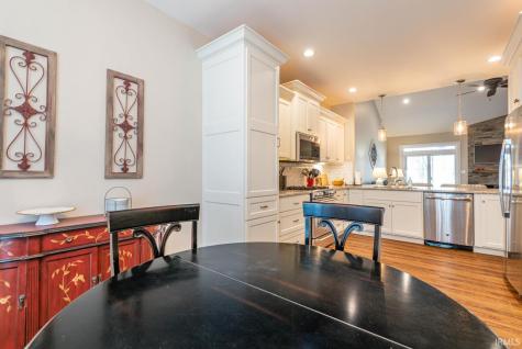 895 W Baywood Drive Bloomington IN 47403