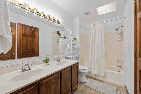 4226 Crofton Court Fort Wayne IN 46835