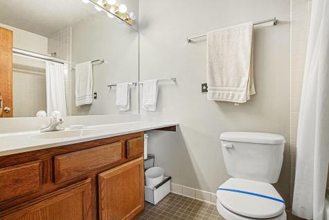1514 N Oakhill Drive South Bend IN 46637