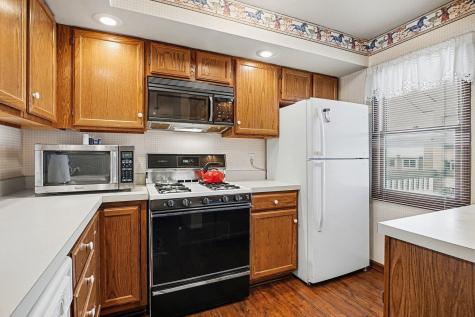 1514 N Oakhill Drive South Bend IN 46637
