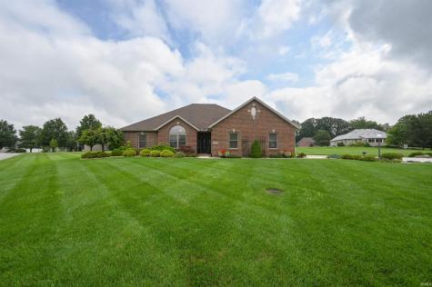 1753 Hunters Cove Circle Kokomo IN 46902