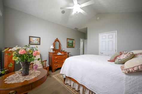 1753 Hunters Cove Circle Kokomo IN 46902