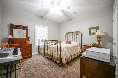 1753 Hunters Cove Circle Kokomo IN 46902