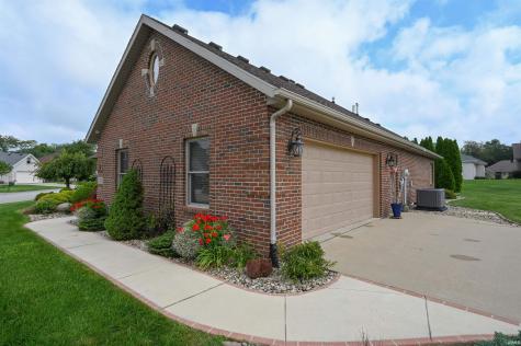 1753 Hunters Cove Circle Kokomo IN 46902