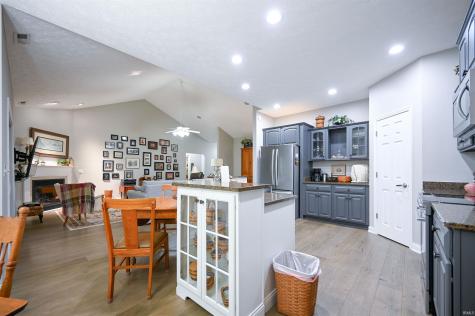 1753 Hunters Cove Circle Kokomo IN 46902