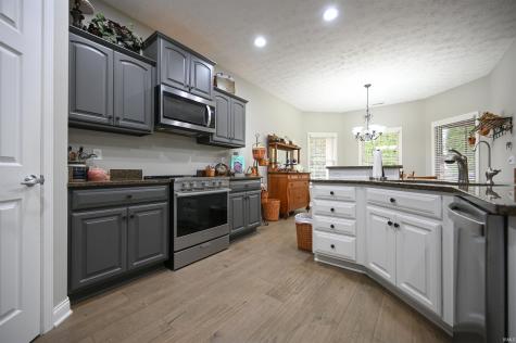 1753 Hunters Cove Circle Kokomo IN 46902