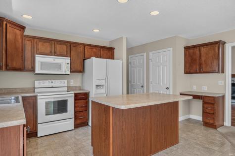 2709 Dunbrooke Court Fort Wayne IN 46804