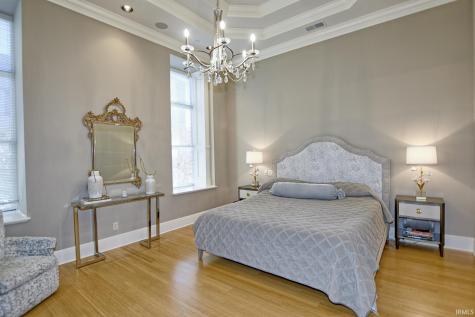 300 Main Street Evansville IN 47708