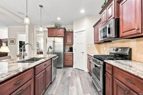 10150 W Woodland Ridge Fort Wayne IN 46804