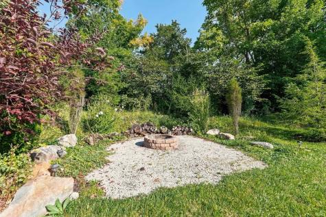 10150 W Woodland Ridge Fort Wayne IN 46804