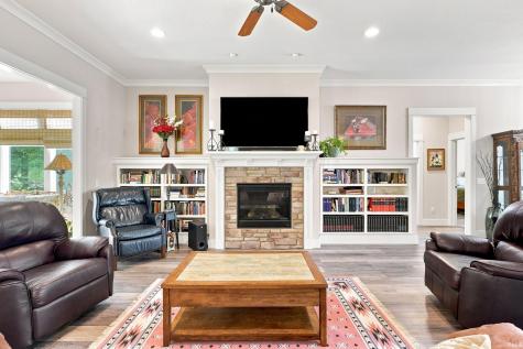 10150 W Woodland Ridge Fort Wayne IN 46804