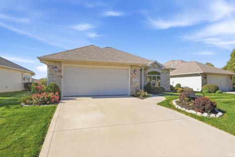 9513 Courtyard Cove Fort Wayne IN 46825