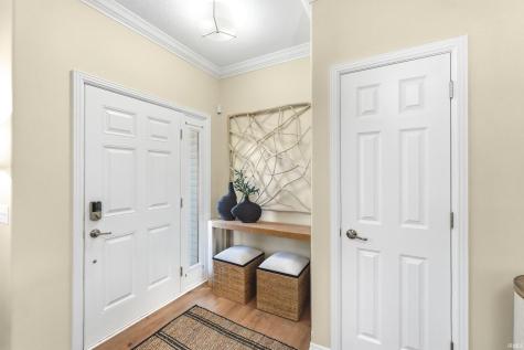 9513 Courtyard Cove Fort Wayne IN 46825