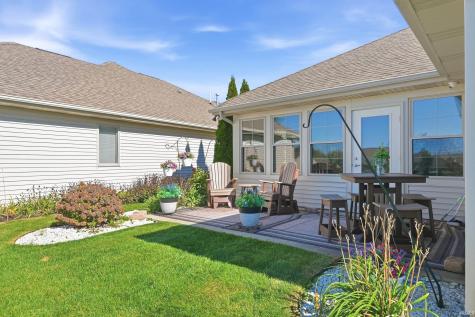 9513 Courtyard Cove Fort Wayne IN 46825