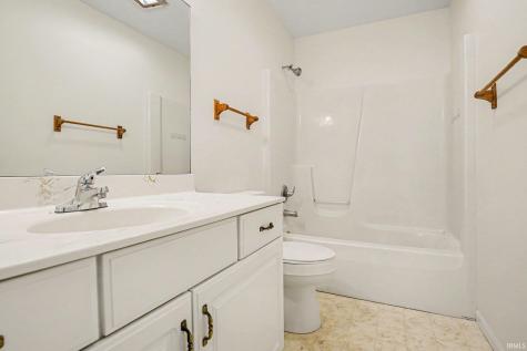 17860 Bay Hill Drive South Bend IN 46635