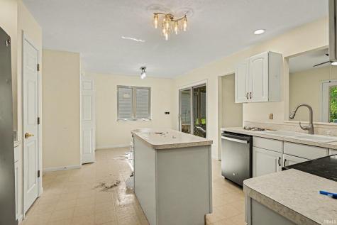 17860 Bay Hill Drive South Bend IN 46635