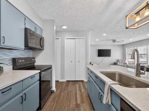 700 S Lakeside Drive Syracuse IN 46567