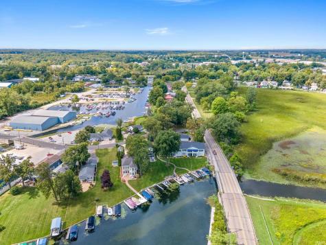 700 S Lakeside Drive Syracuse IN 46567