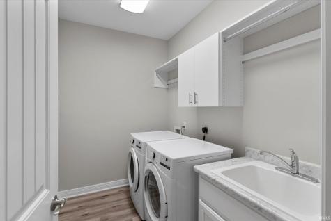 3439 Sabatina Cove Fort Wayne IN 46818
