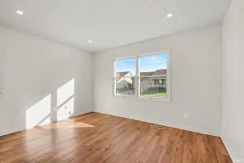 937 W Andrews Court South Bend IN 46614