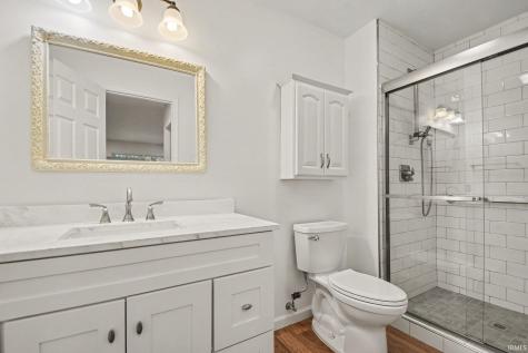 937 W Andrews Court South Bend IN 46614