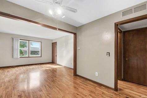 1107 B Court Lane Goshen IN 46526
