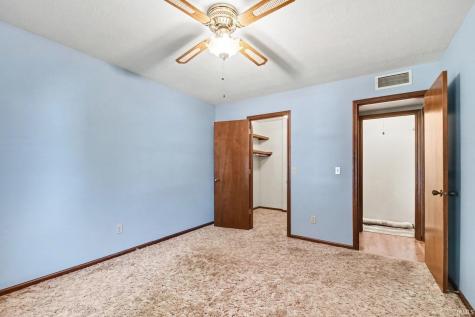 1107 B Court Lane Goshen IN 46526