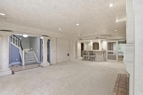 2314 Turnberry Lane Fort Wayne IN 46814