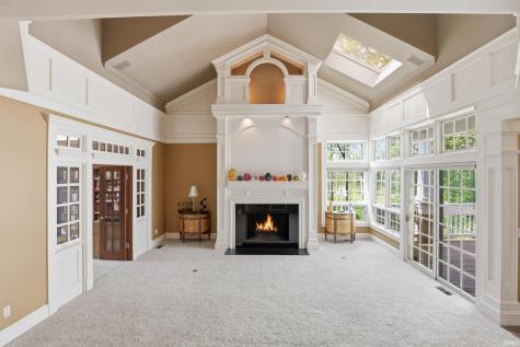 2314 Turnberry Lane Fort Wayne IN 46814