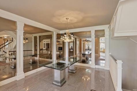 2314 Turnberry Lane Fort Wayne IN 46814