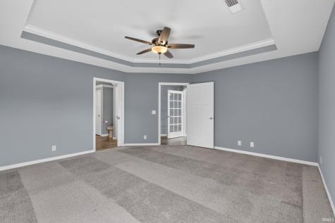 1512 Kennel Drive Evansville IN 47710