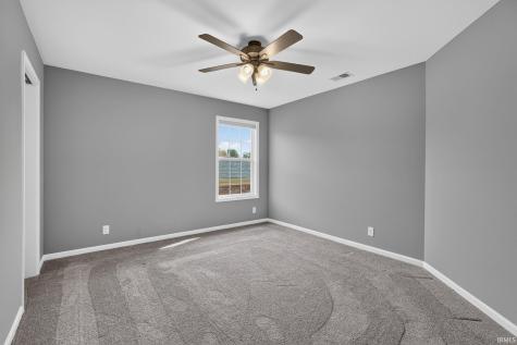 1512 Kennel Drive Evansville IN 47710