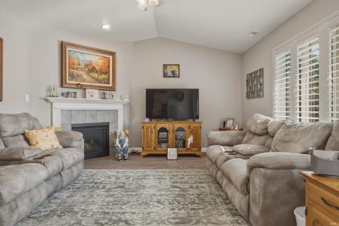1909 S Patriot Drive Yorktown IN 47396