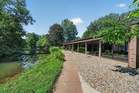 1447 Wildflower Way South Bend IN 46617