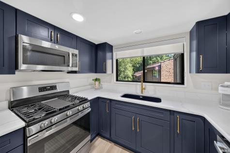 1447 Wildflower Way South Bend IN 46617