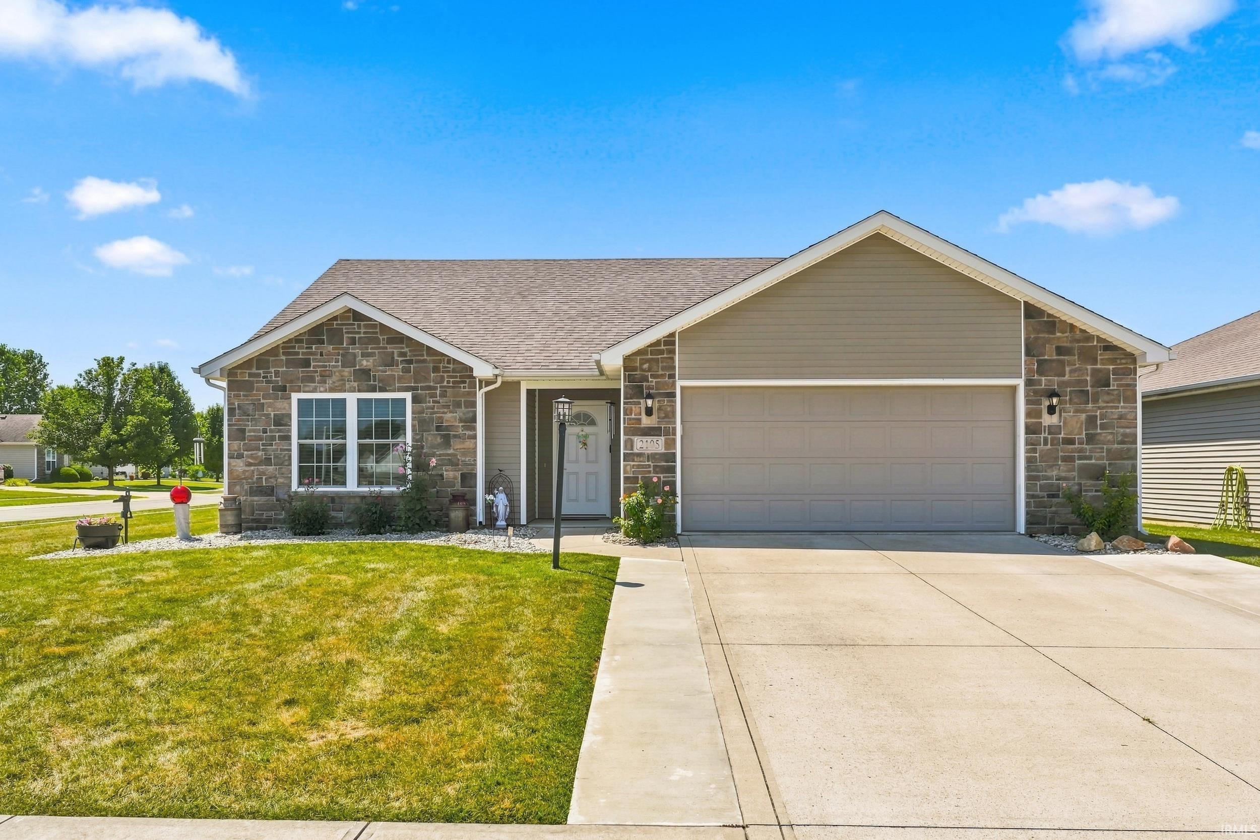 2105 Cedar Ridge Cove Fort Wayne IN 46818