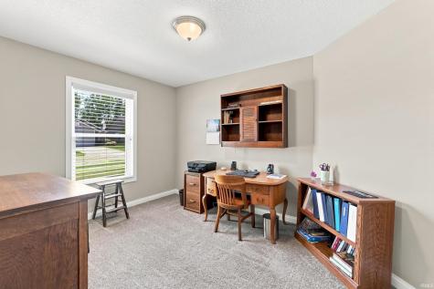 2105 Cedar Ridge Cove Fort Wayne IN 46818